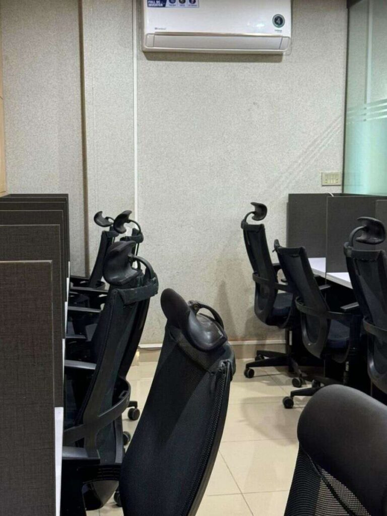 Hot desk